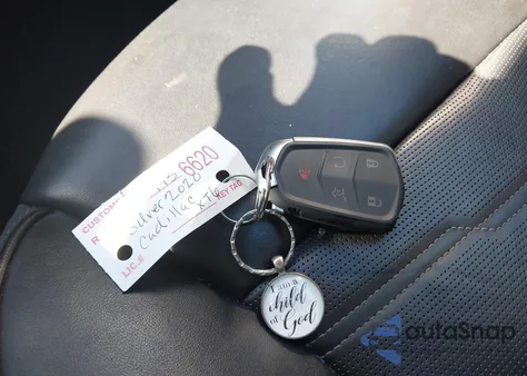 2020 Cadillac Xt6 Awd Premium Luxury from USA, damaged, VIN 1GYKPFRS0LZ151572